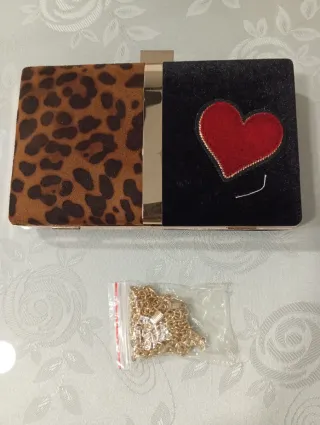 Bolso de fiesta leopardo y  corazón  rojo y dorado