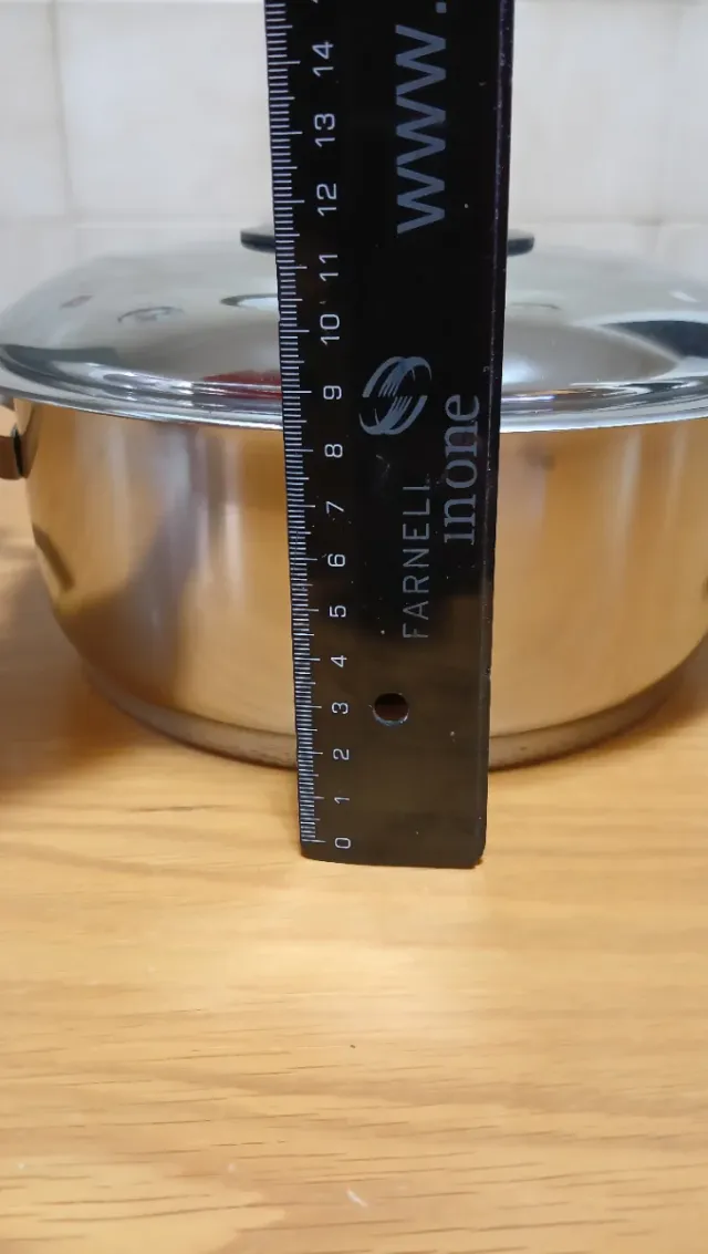 Olla AMC 20x8 cm.         Segunda generación