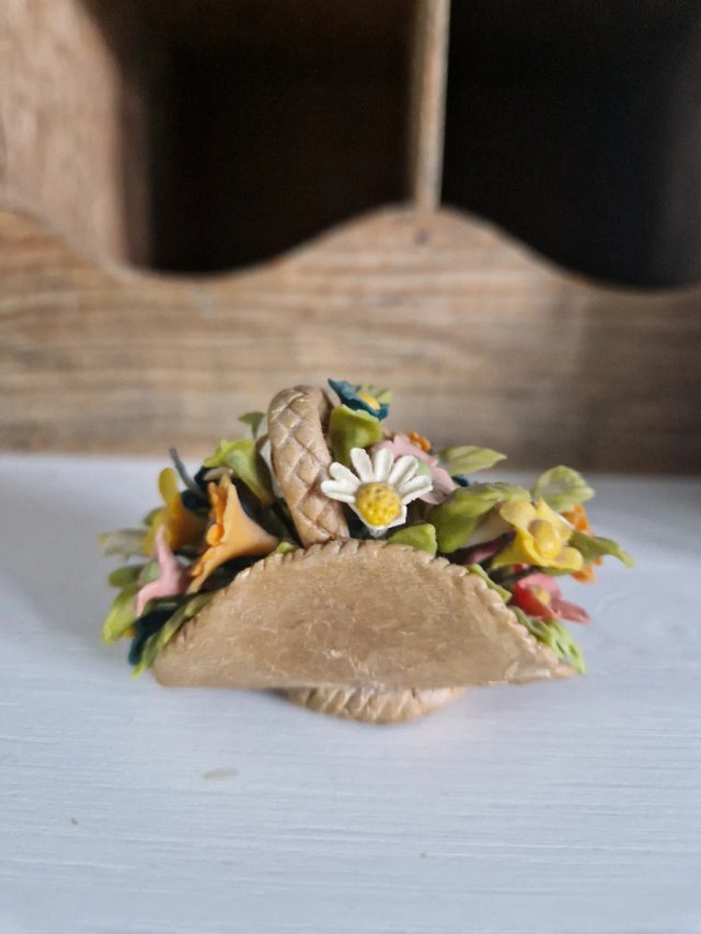 Cesto Flores Porcelana