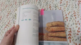 Sin dientes y a bocados / Toothless and By the ...