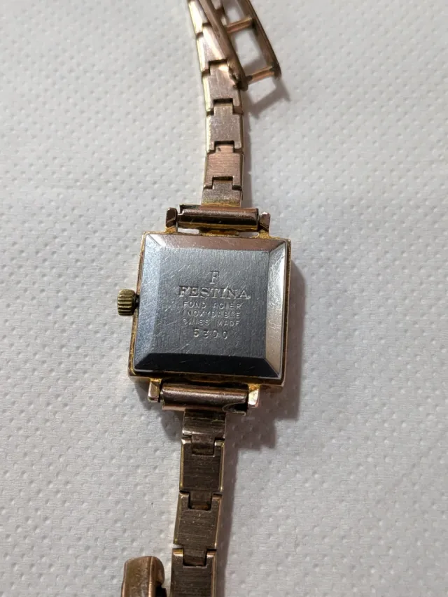 Reloj Festina señora funcionando