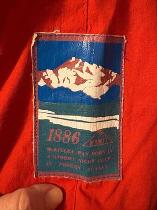 Parka foderata con cappuccio richiudibile