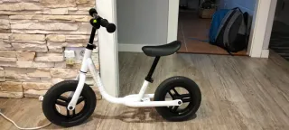 Bicicleta sin pedales para niño