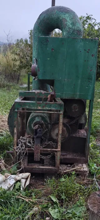 Cosechadora de Frutos Usada