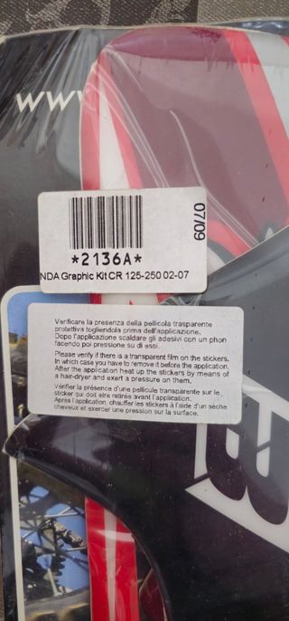 Kit Adhesivos Blackbird Racing CR125/250 02-07