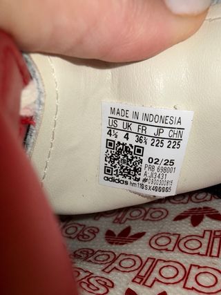 Zapatillas Adidas Rojas y Blancas Talla [Talla]