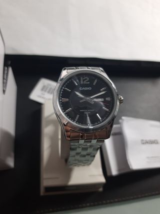 Orologio Casio Uomo Nero e Argento