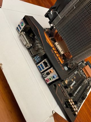 Placa Base + CPU + Refrigeración