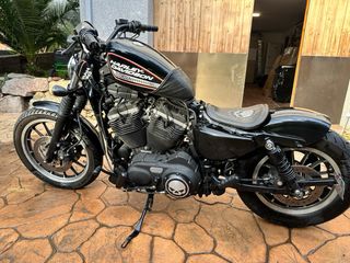 Harley Davidson Sportster 883R Custom