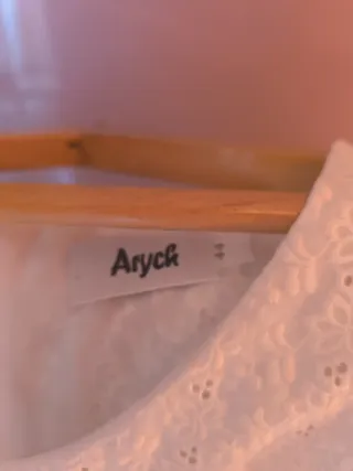 Vestido fiesta blonda forrado Pret a Porter 70