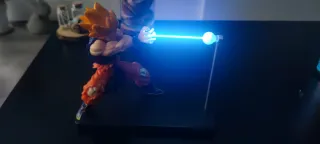 Figura Goku Super Saiyan PRECINTADA