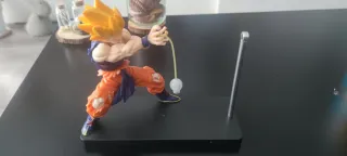 Figura Goku Super Saiyan PRECINTADA