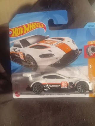 Hot Wheels Aston Martin Vantage GTE 98/250