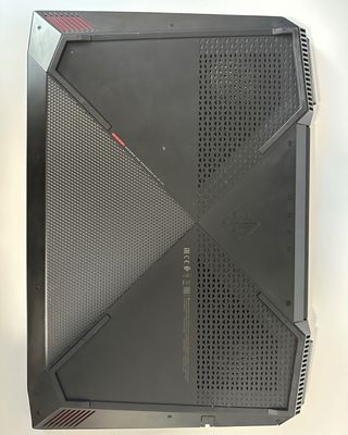 Portátil HP Omen Gaming Negro/Rojo con cargador