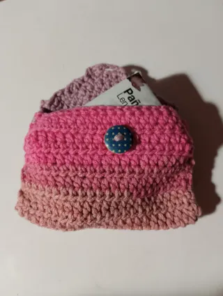 Cartera pequeña de crochet