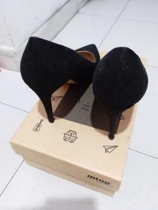 Zapatos de tacón Bombon Chic negros