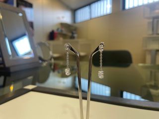 Pendientes Oro Blanco 18K con Circonitas