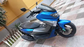 Yamaha NMAX 125 Azul