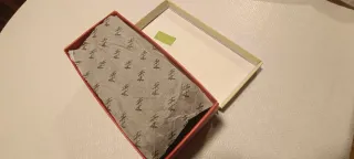 Zapatos negros sin estrenar