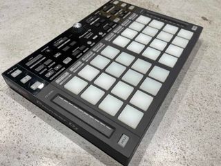 Pioneer DJ DDJ-XP1 ( 001006 )