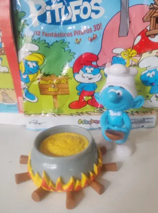 PITUFO COCINERO CON SU PAELLA 2013