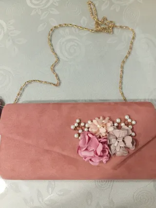 Bolso de fiesta rosa con flores tamaño cartera