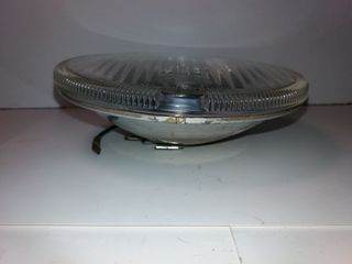 Faro HELLA 301 24581R8 largo alcance