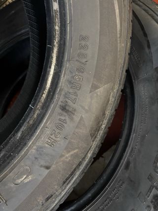 Neumático Aptany 225/65R17 102H