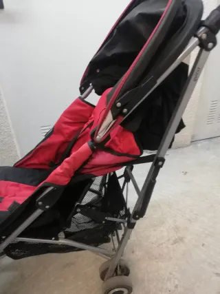 Carro de paseo McLaren Rojo/Negro