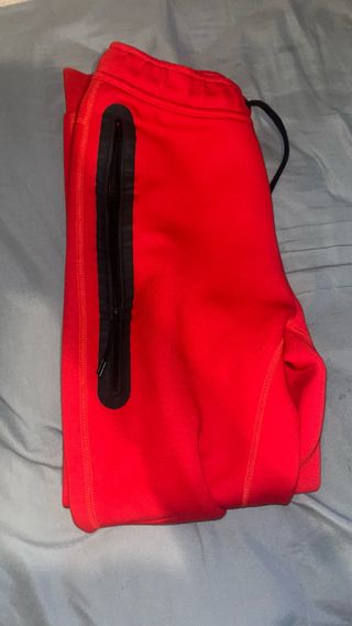 Pantalón Nike Tech Rojo
