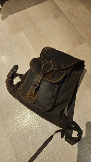 Mochila de piel auténtica