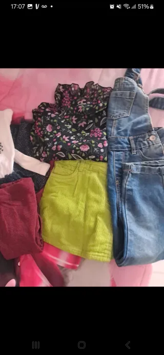 Set abbigliamento bimba pari al nuovo