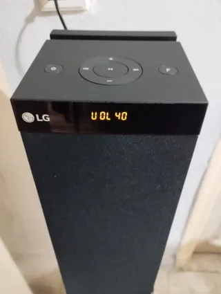 TORRE DE SONIDO LG