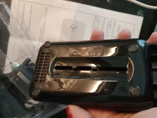 Caricabatterie universale per batterie al litio AA AAA