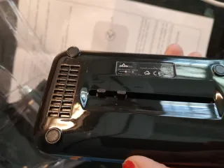 Caricabatterie universale per batterie al litio AA AAA