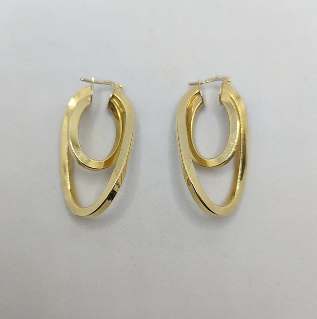Par de Aretes de oro de 18k, 4.41 g.
