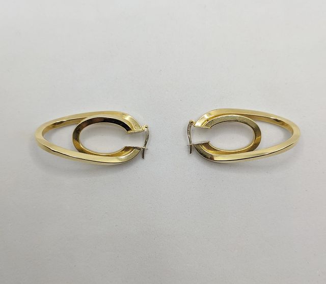 Par de Aretes de oro de 18k, 4.41 g.