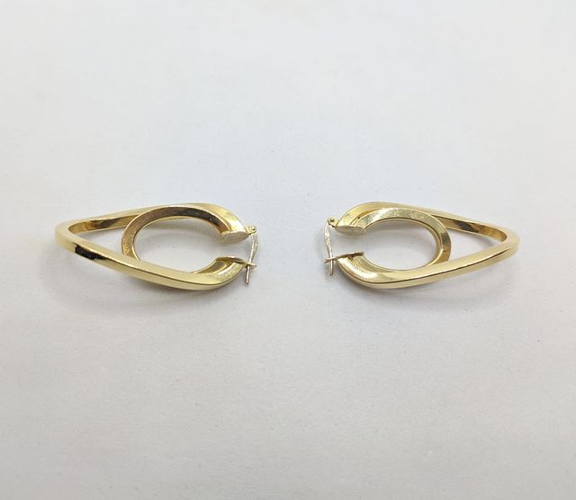 Par de Aretes de oro de 18k, 4.41 g.