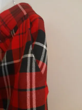 Falda de cuadros roja y negra NUEVA