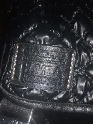 Mochila Gioseppo Negra