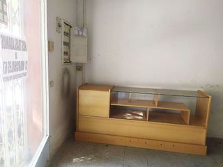 Local comercial en alquiler en Los Ángeles - Cruz de Caravaca en Almería