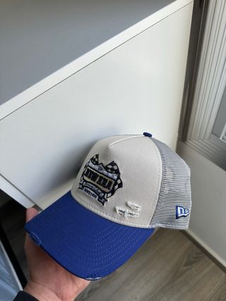 Gorra New Era Beige y Azul