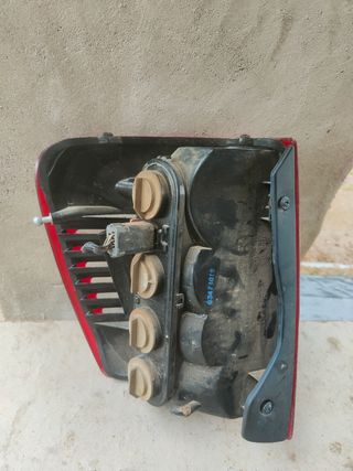 Piloto trasero Jeep gran Cherokee