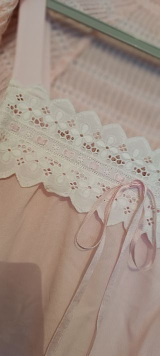 Conjunto Mañanita y Camisón Rosa