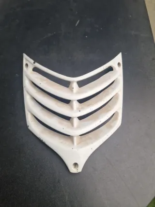 Rejilla Aprilia Sonic