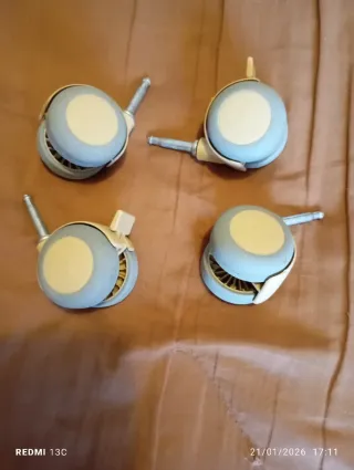 Ruedas para cuna/mesa/silla (4 unidades)