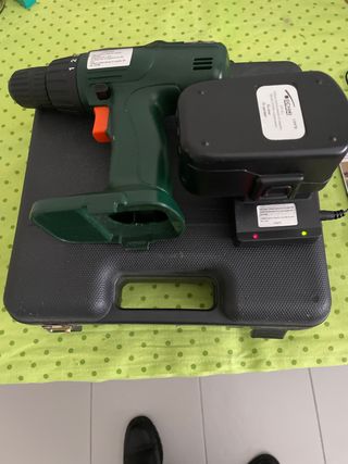 Atornillador Eléctrico con Batería