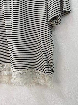 Camiseta rayas con flecos