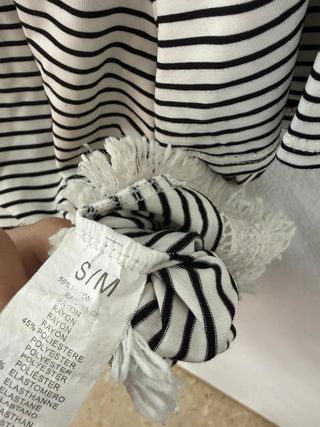 Camiseta rayas con flecos