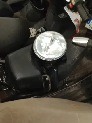 Vespa GTS 125 Scooter Automática